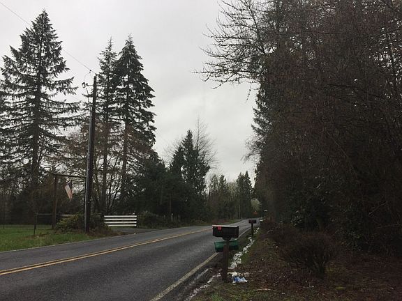 4th image of 21101 NE 178th Ct