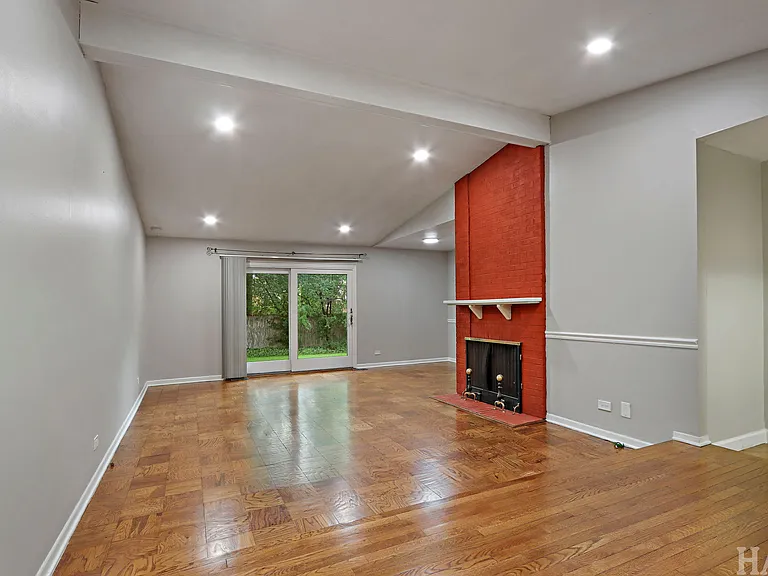 1540 N Pepper Tree Dr — Photo 18