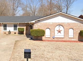 21613 E 32nd Pl S, Broken Arrow, OK 74014