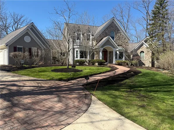 2890 Alvord Pl, Pepper Pike, OH 44124
