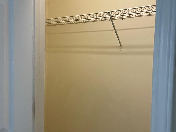 5th image of 124 Blue Crest Ln #124