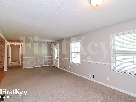 3rd image of 3560 Nowlin Rd NW