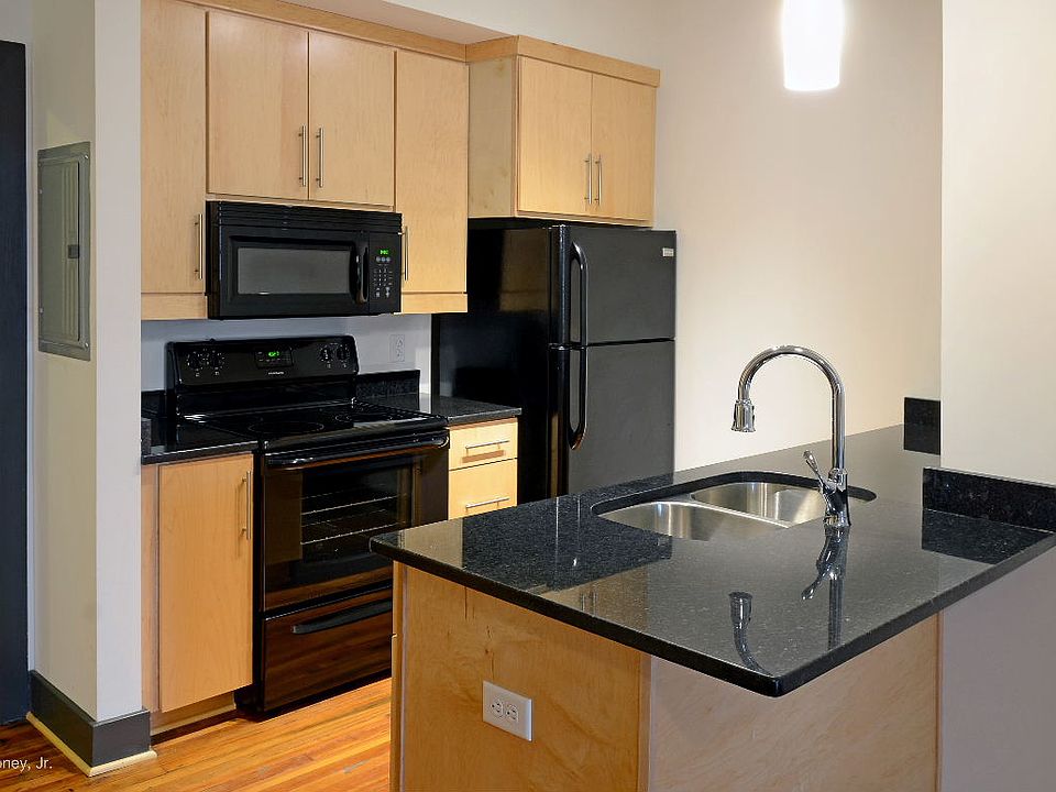 1st image of 132 N Sycamore St APT 407
