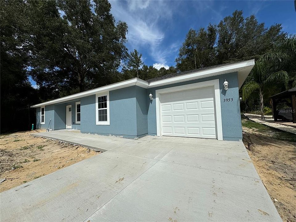 1st image of 3953 SE 142nd St
