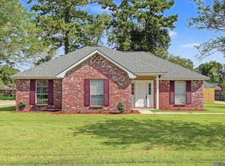 13973 Guy St, Walker, LA 70785