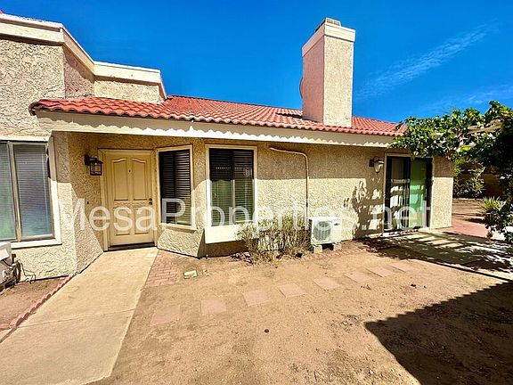 4th image of 16169 Tokay St