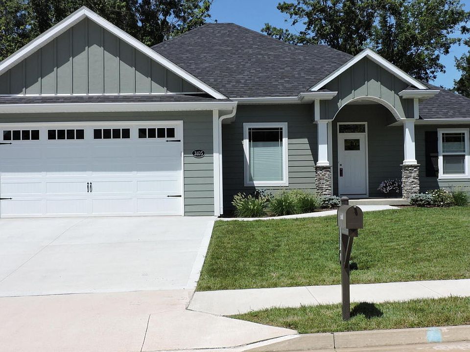2nd image of 3105 Wisteria Ln