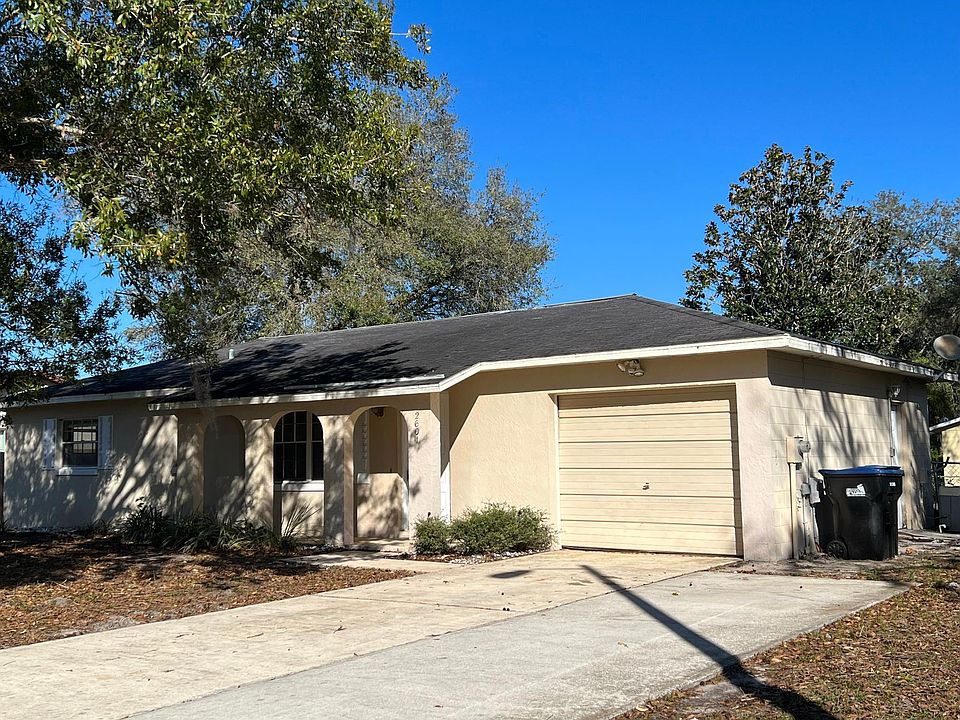 FRONT HOUSE
