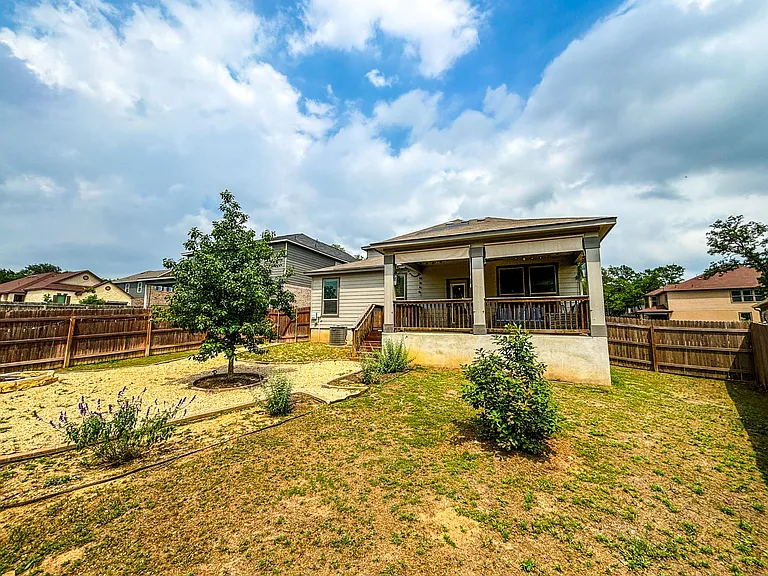 8134 Emmeline Dr — Photo 62