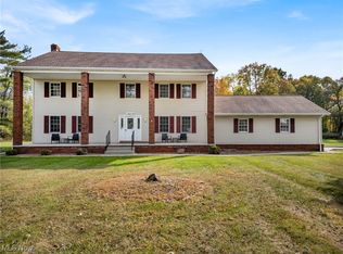 16519 Albion Rd, Strongsville, OH 44136