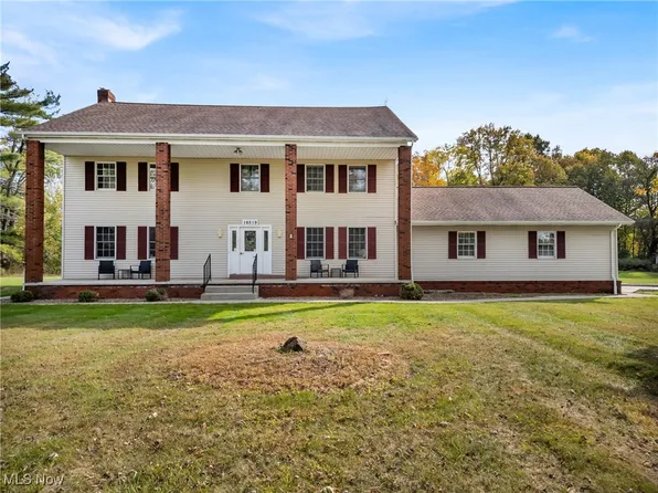 16519 Albion Rd, Strongsville, OH 44136