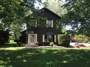 53827 Walnut Rd, New Carlisle, IN 46552