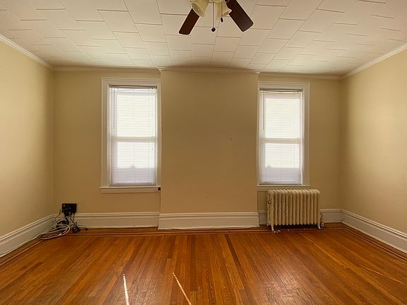 3rd image of 21-18 43rd St #2R