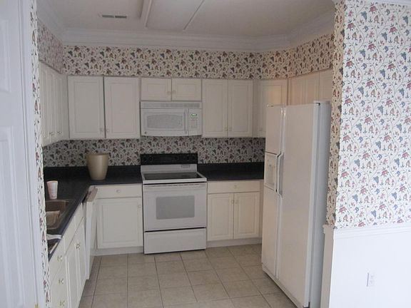 3rd image of 4206 Litch Field Way