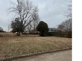 N Columbia Pl, Tulsa, OK 74110