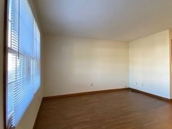 4th image of 208 Stonewall Ct APT 1*