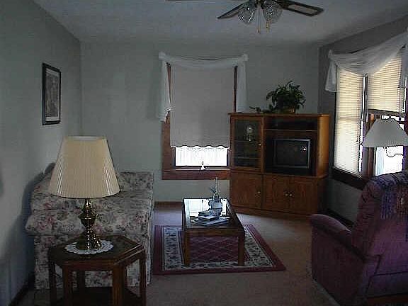 2nd image of 1128 S Meridian St