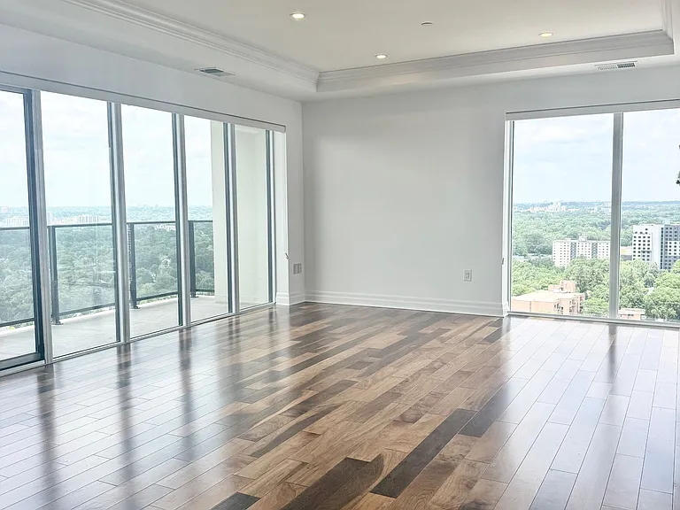 505 Talbot St #2101 — Photo 9