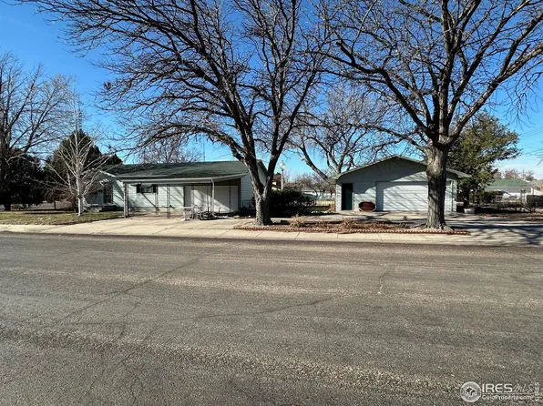 701 Cedar St, Julesburg, CO 80737