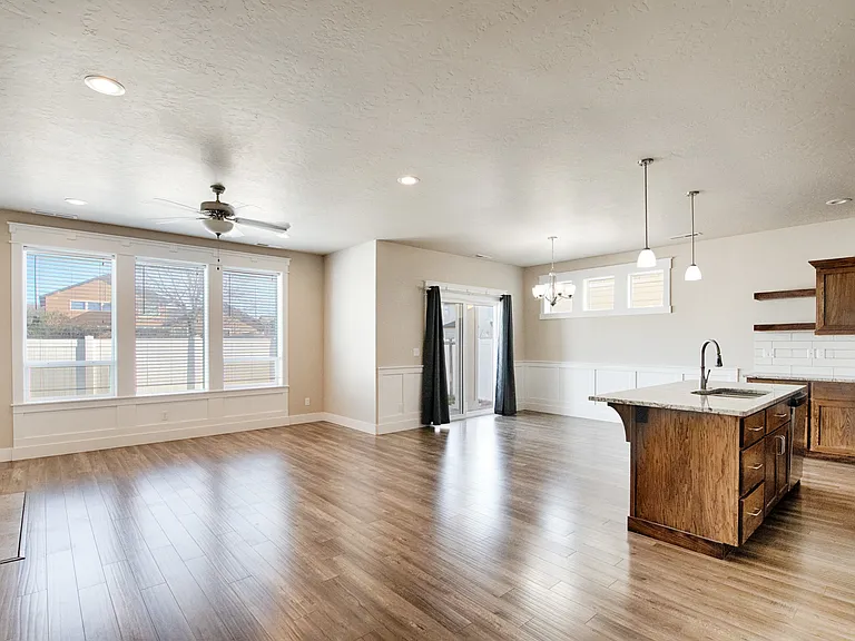 4640 W Shirdale Ct — Photo 5