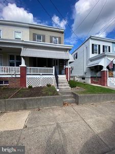 1253 Maple St, Pottstown, PA, 19464