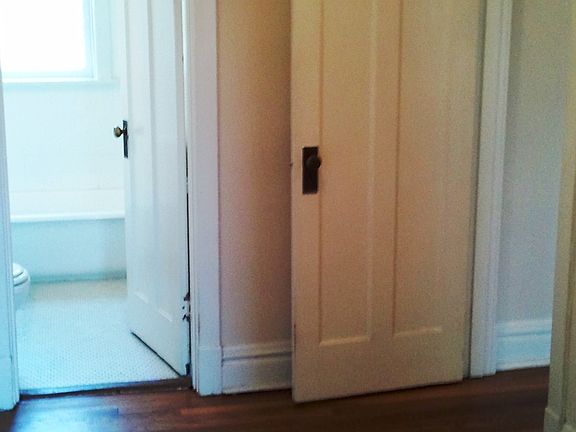 5th image of 1111 Bellevue Ave APT 1W