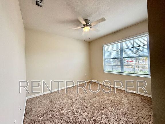 4th image of 3005 Country Club Cir