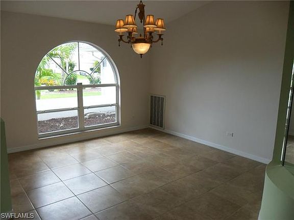 3rd image of 5201 Sands Blvd