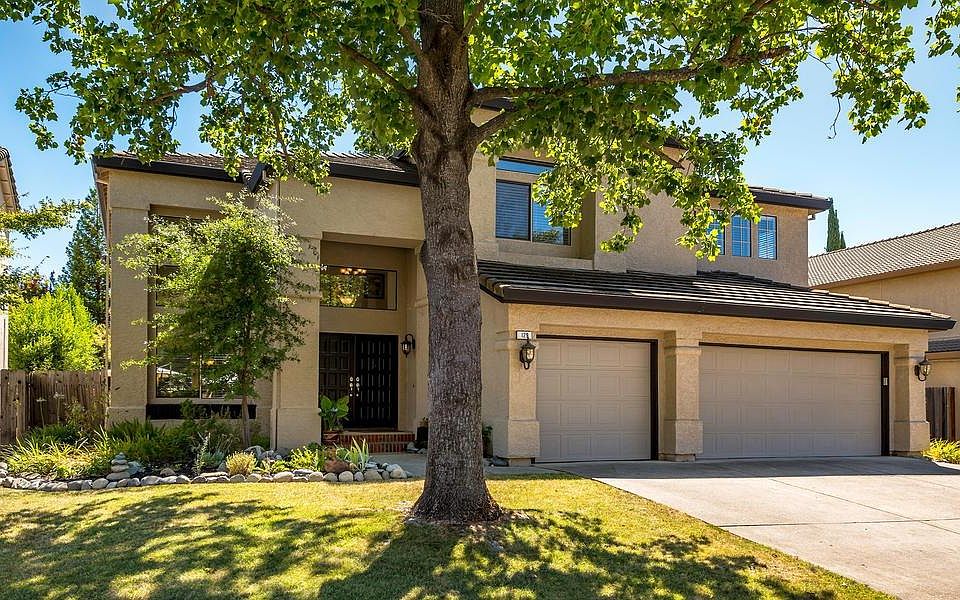 1st image of 129 Dulverton Cir