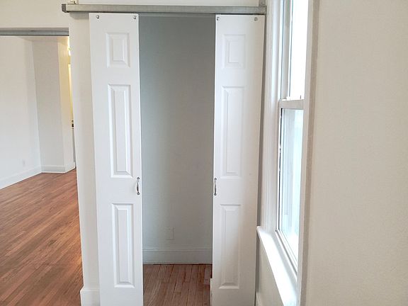 5th image of 11510 Mackay St #1E