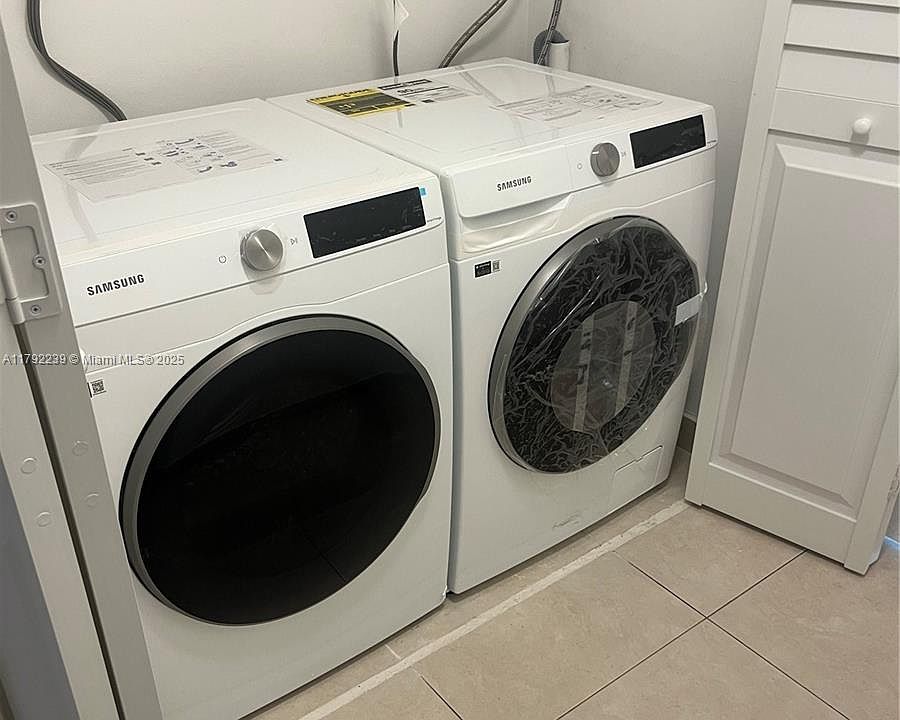 1st image of 8290 Lake Dr APT 317
