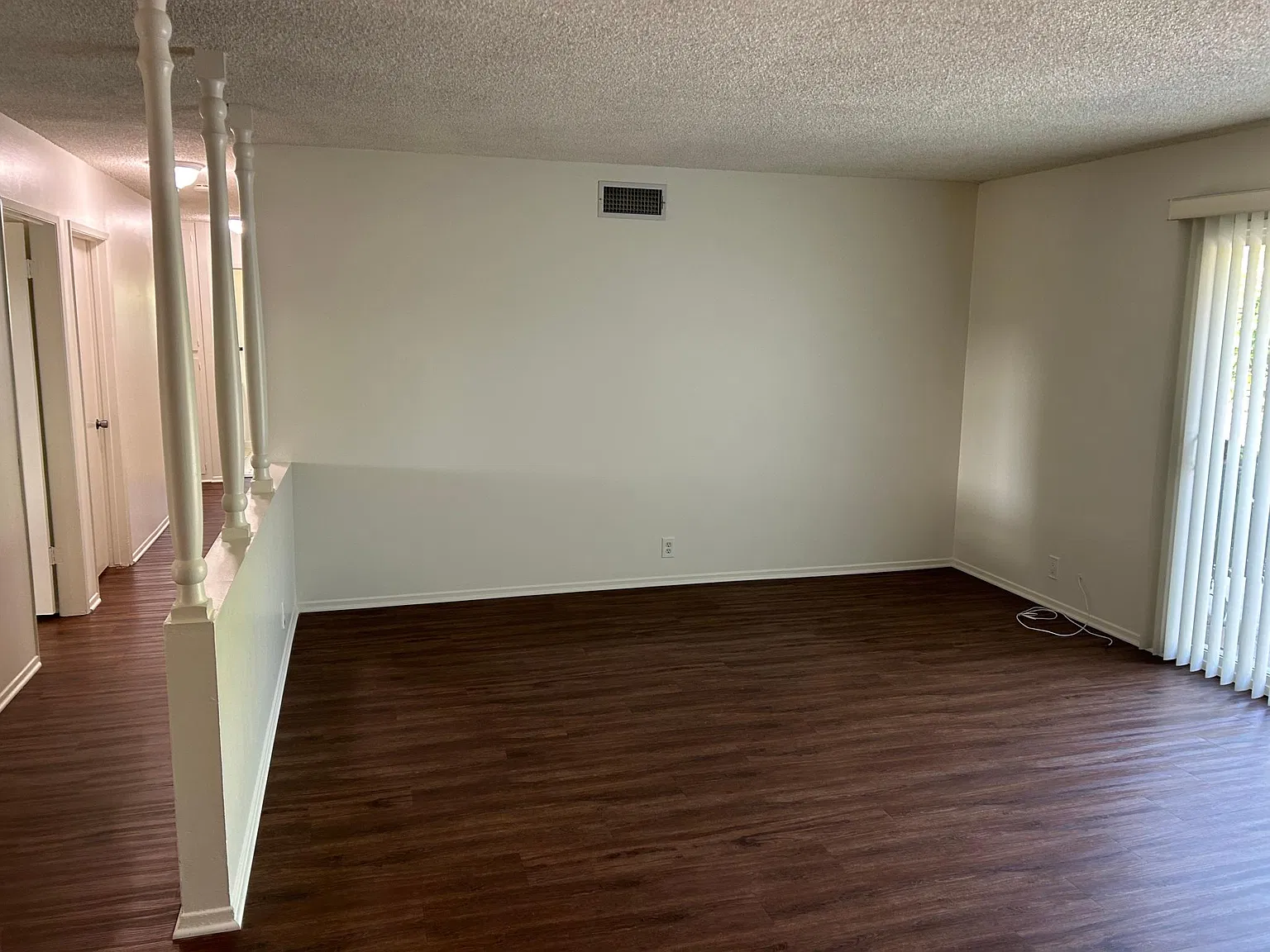 4 bed, 1869 sqft, $4,595 — Photo 4
