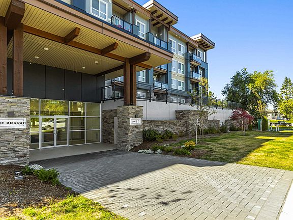 3rd image of 9450 Robson St #214