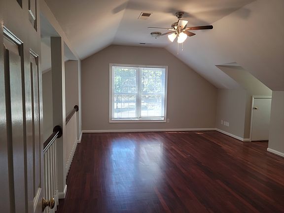 2nd image of 2748 Lamplighter Dr