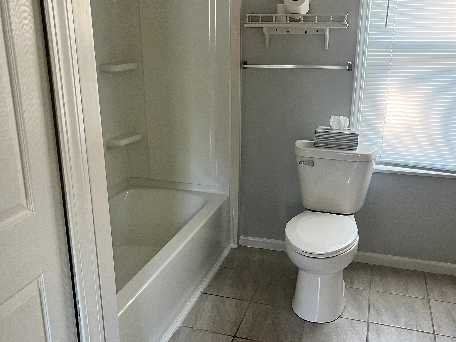 2 bed, 880 sqft, $1,450 — Photo 3