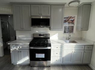 299 Newport Rd, Leola, PA 17540