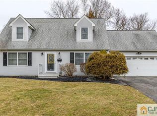 16 Lambert St, Washington, NJ 07882