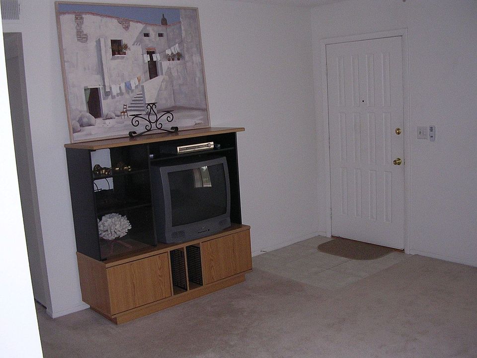1st image of 1850 W Obispo Ave