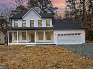 78 Cypress Dr, Montross, VA 22520