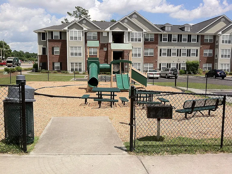 Wisteria Place — Photo 3
