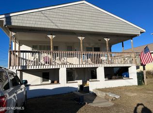 305 Caswell St, Atlantic Beach, NC 28512