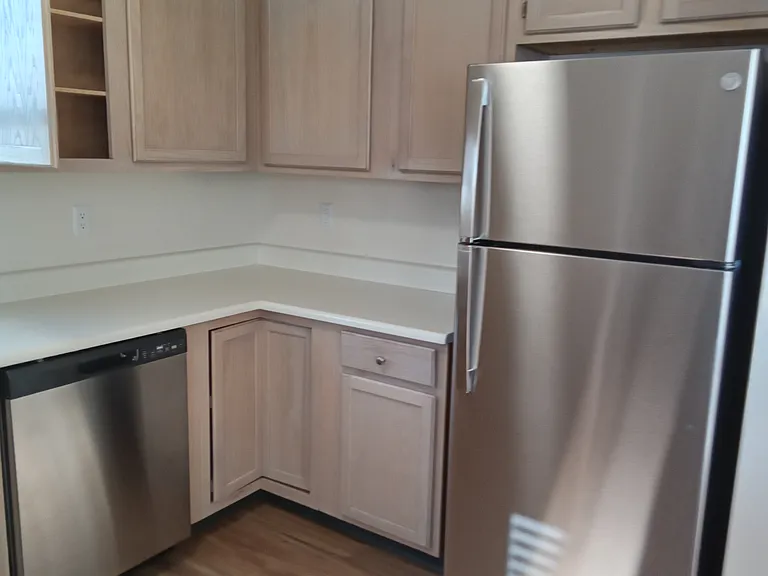 Mountain View Apartment Homes — Photo 42