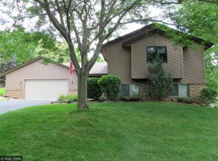 1432 Rebecca Ln, Eagan, MN 55122