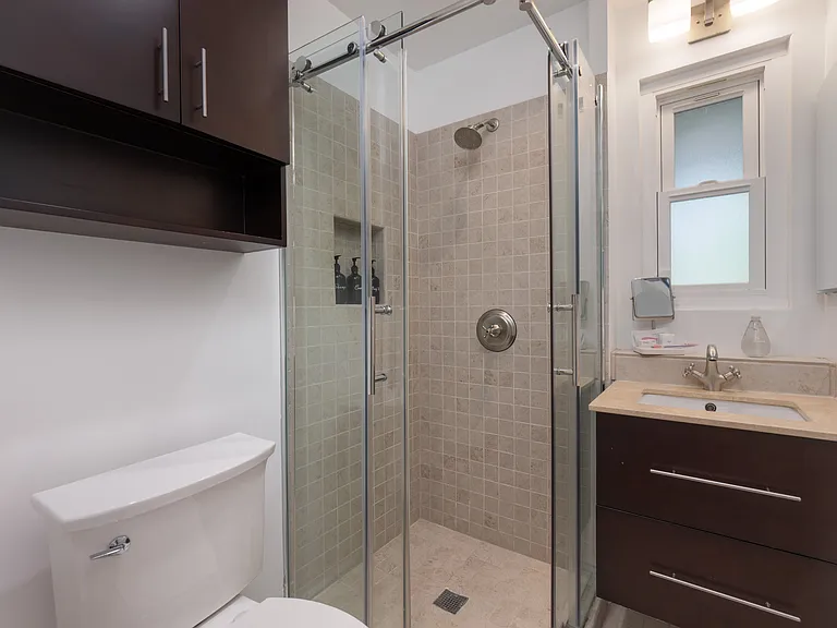 13843 Milbank St — Photo 21