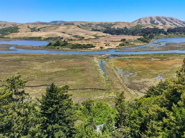 20 Drakes View Drive, Inverness, CA 94937