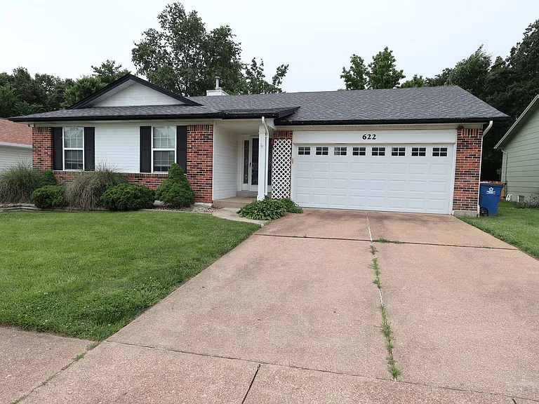 622 Rustic Valley Dr — Photo 4