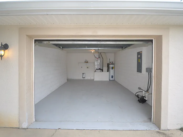 69 Rose Dr #B — Photo 23