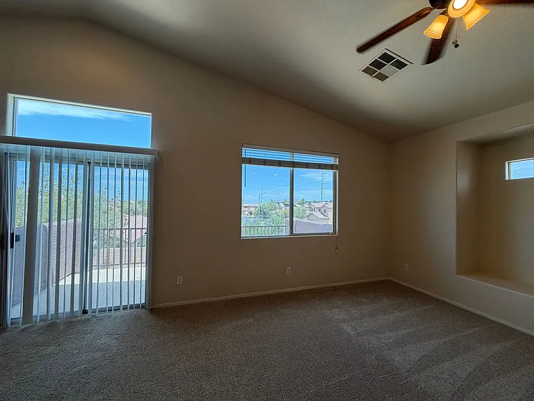 6420 Casamar St — Photo 45