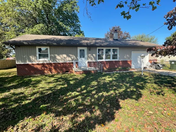 203 State Hwy 39, Miller, MO 65707