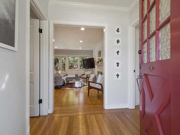 4th image of 3115 Hacienda St